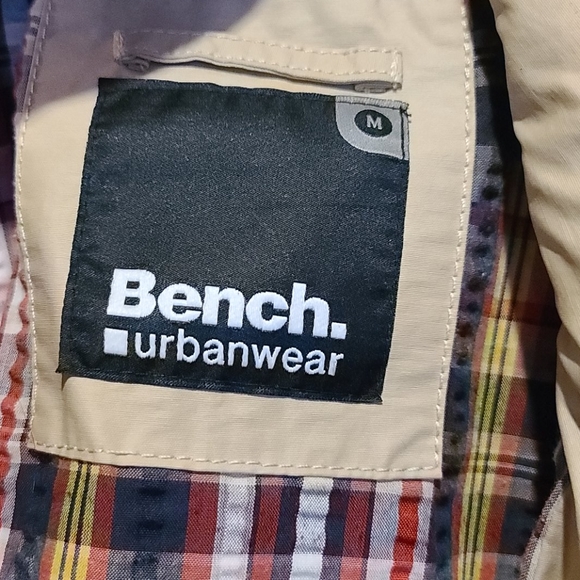 Bench. Coat - Picture 2 of 3